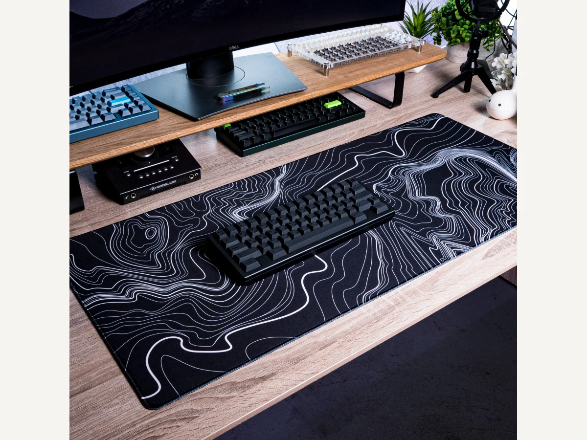 Contour Nocturne Desk Mat product photo.